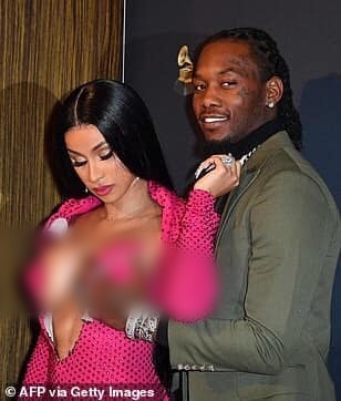 cardi b mặc phản cảm grammy ảnh 2 cardi b mac phan cam grammy anh 2