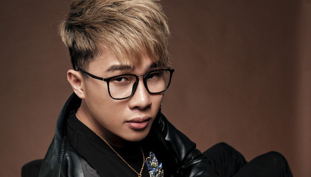 Jack hat live 'Song gio' sau 2 thang vuong lum xum voi cong ty quan ly hinh anh