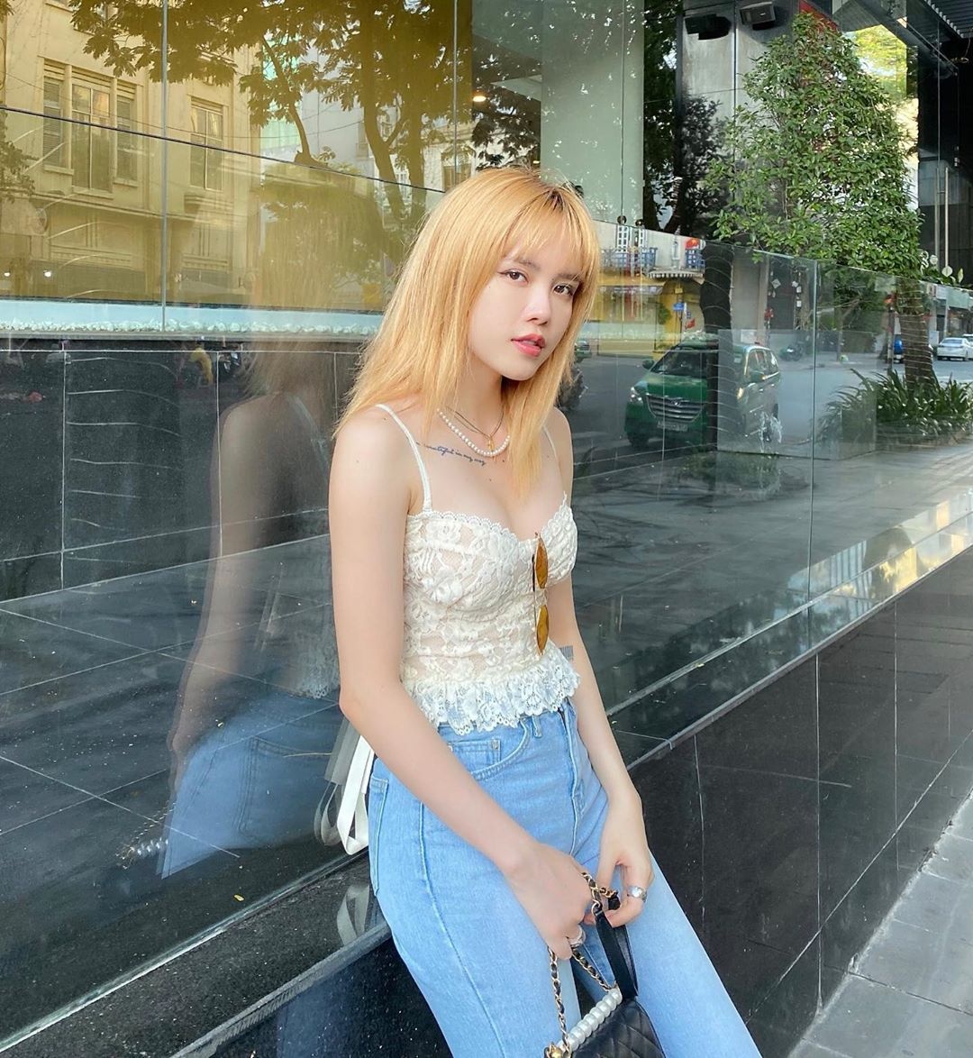 sao việt khoe eo thon ảnh 11 sao viet khoe eo thon anh 11