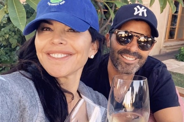 ty phu amazon bi kien anh 2