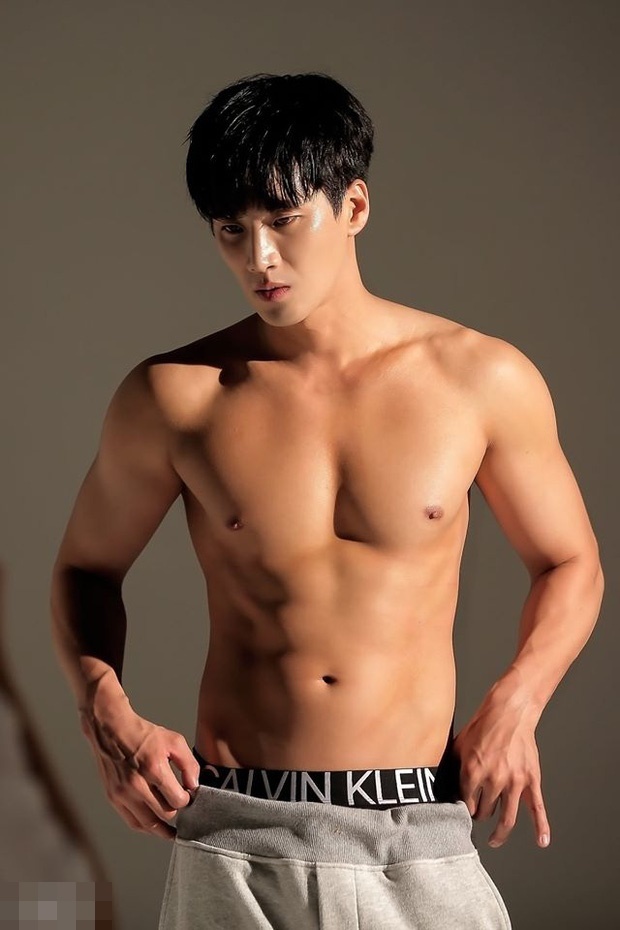 ahn bo hyun ngoai hinh anh 1