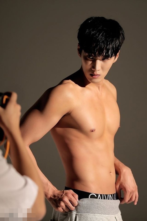 ahn bo hyun ngoai hinh anh 2
