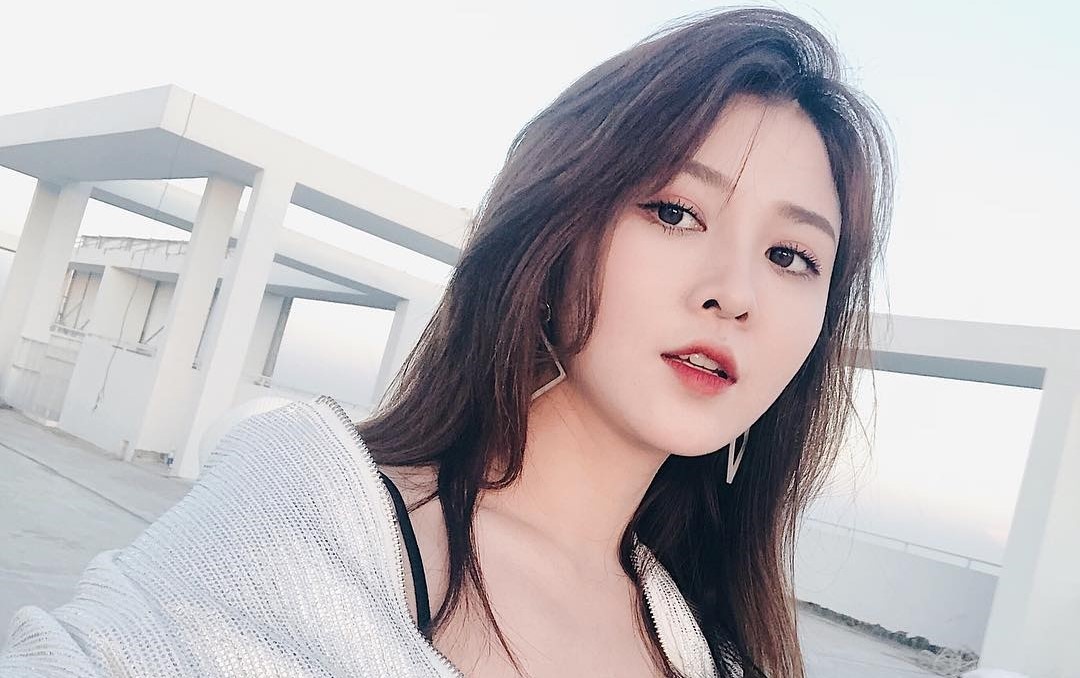 Sac voc nu dien vien vuong tin hen ho Ngo Kien Huy hinh anh