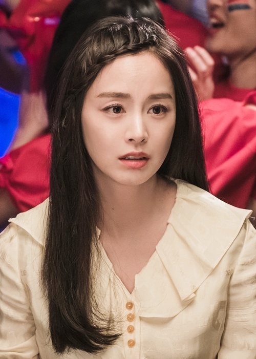 kim tae hee hoa than thanh sinh vien anh 4