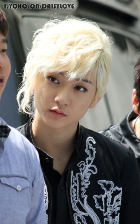 than tuong han co doi chan dai noi bat anh 8