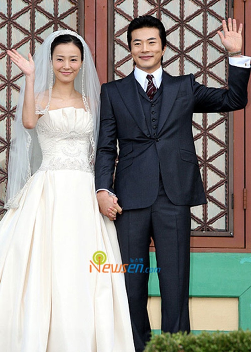 hon nhan hanh phuc cua tai tu han quoc anh 11