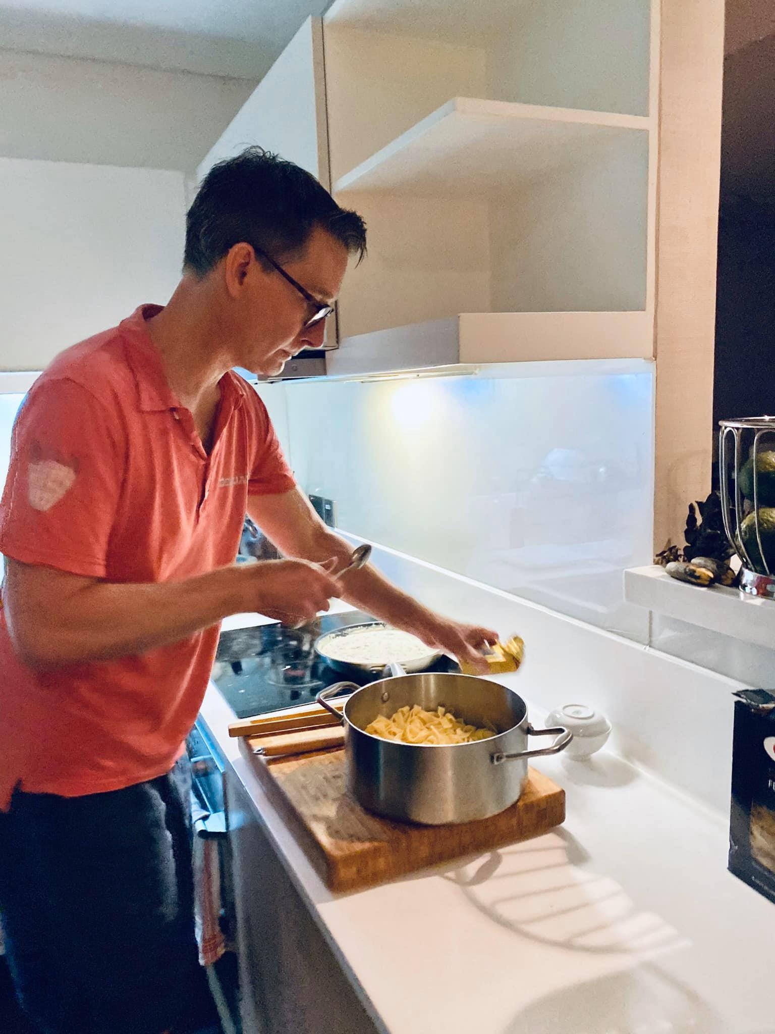 sao viet cham con mua dich anh 18