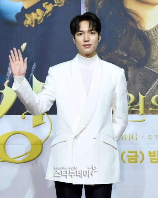 lee min ho họp báo quân vương bất diệt ảnh 1 lee min ho hop bao quan vuong bat diet anh 1