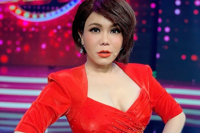 Viet Huong dap tra khi bi che khong xung lam giam khao game show hinh anh