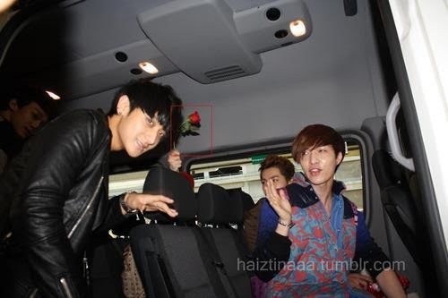 fan cuong co the bi phat tu 10 nam anh 6