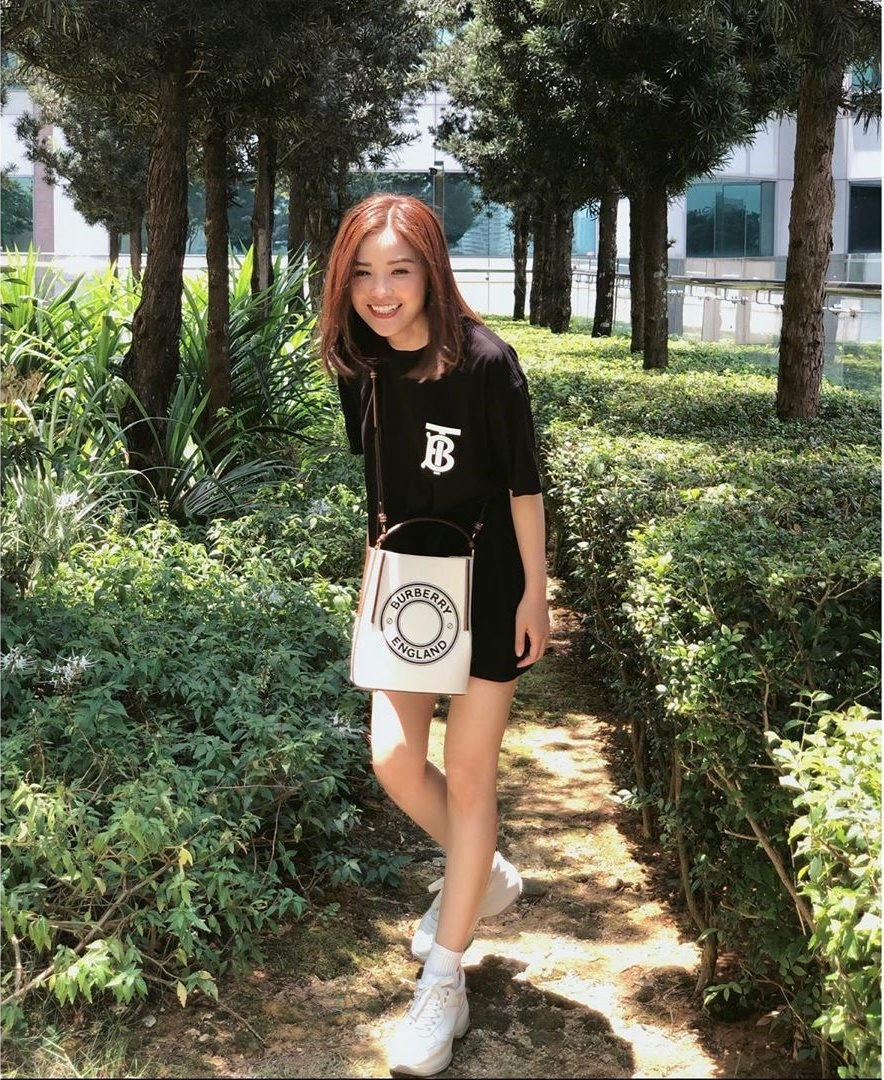 doi tu thi phi nhom twins anh 21