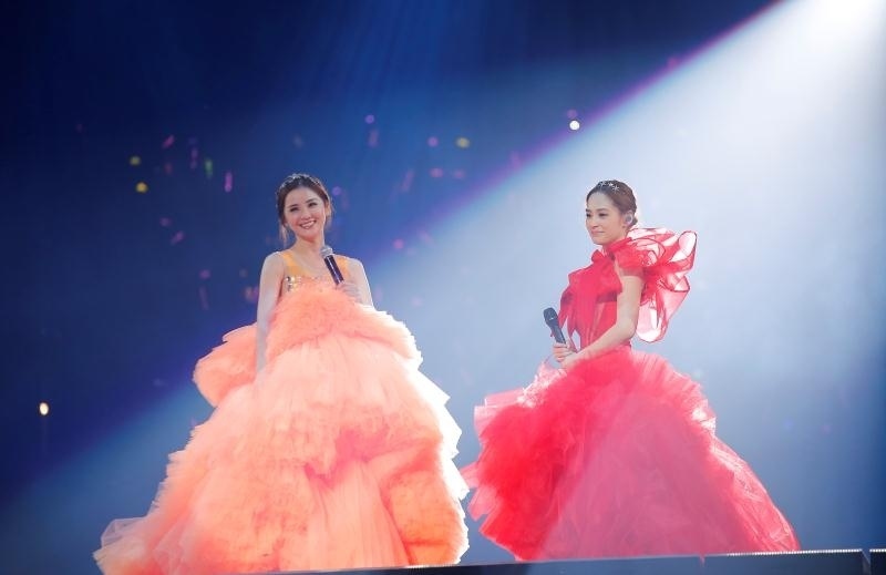 doi tu thi phi nhom twins anh 25