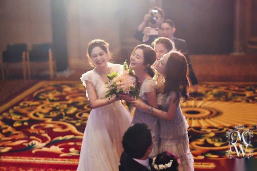 doi tu thi phi nhom twins anh 24