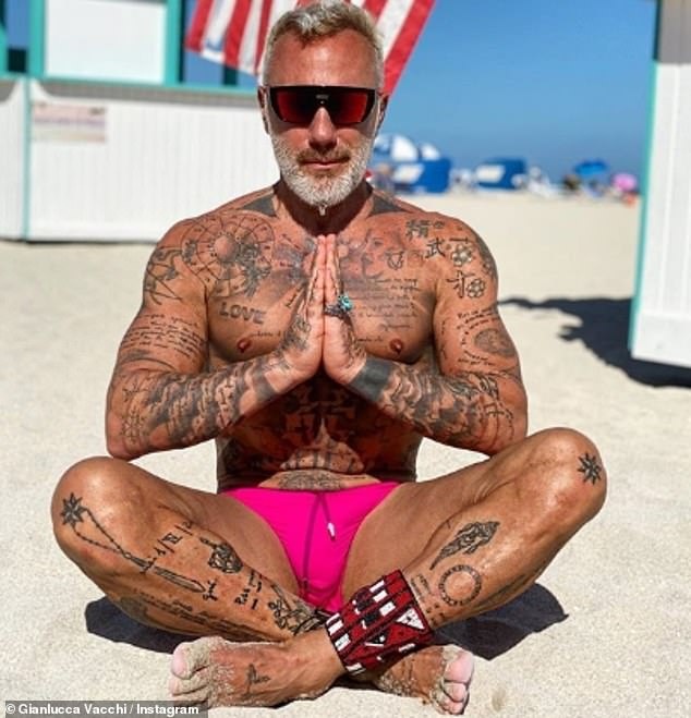 người mẫu 25 tuổi có con với tỷ phú 52 tuổi ảnh 4 nguoi mau 25 tuoi co con voi ty phu 52 tuoi anh 4