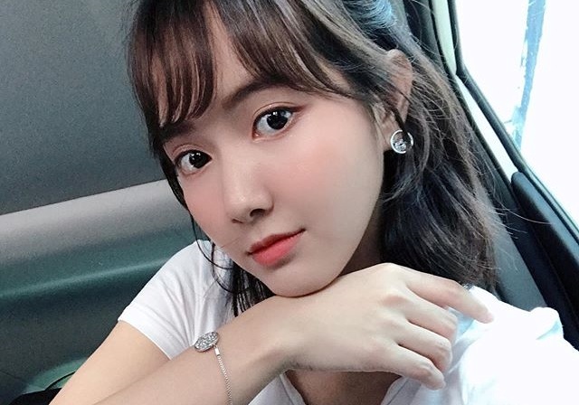 Jang Mi thay doi ngoai hinh khi vang bong showbiz hinh anh