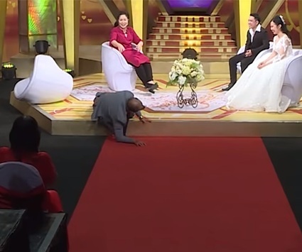 show vo chong son bi phan ung vi phat ngon phan cam anh 3