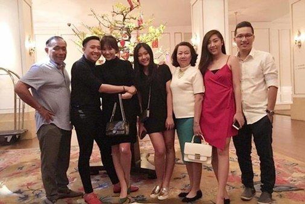 gia dinh tran thanh qua ba thap ky anh 14