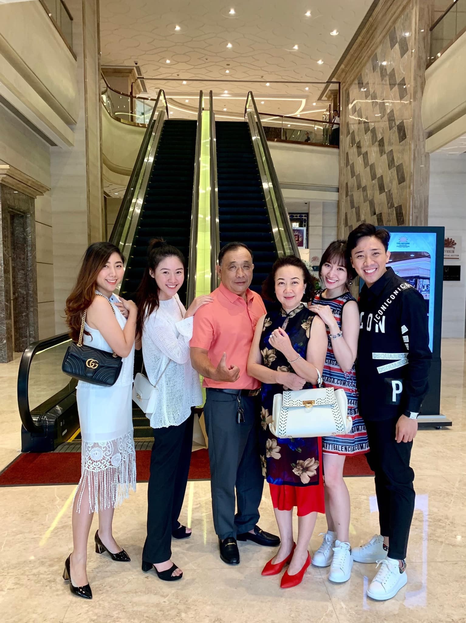 gia dinh tran thanh qua ba thap ky anh 13