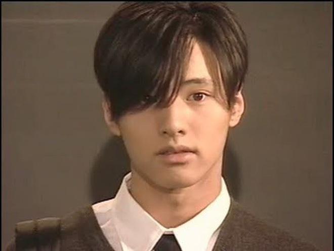 won bin chup anh voi lam chi dinh chung han luong anh 12