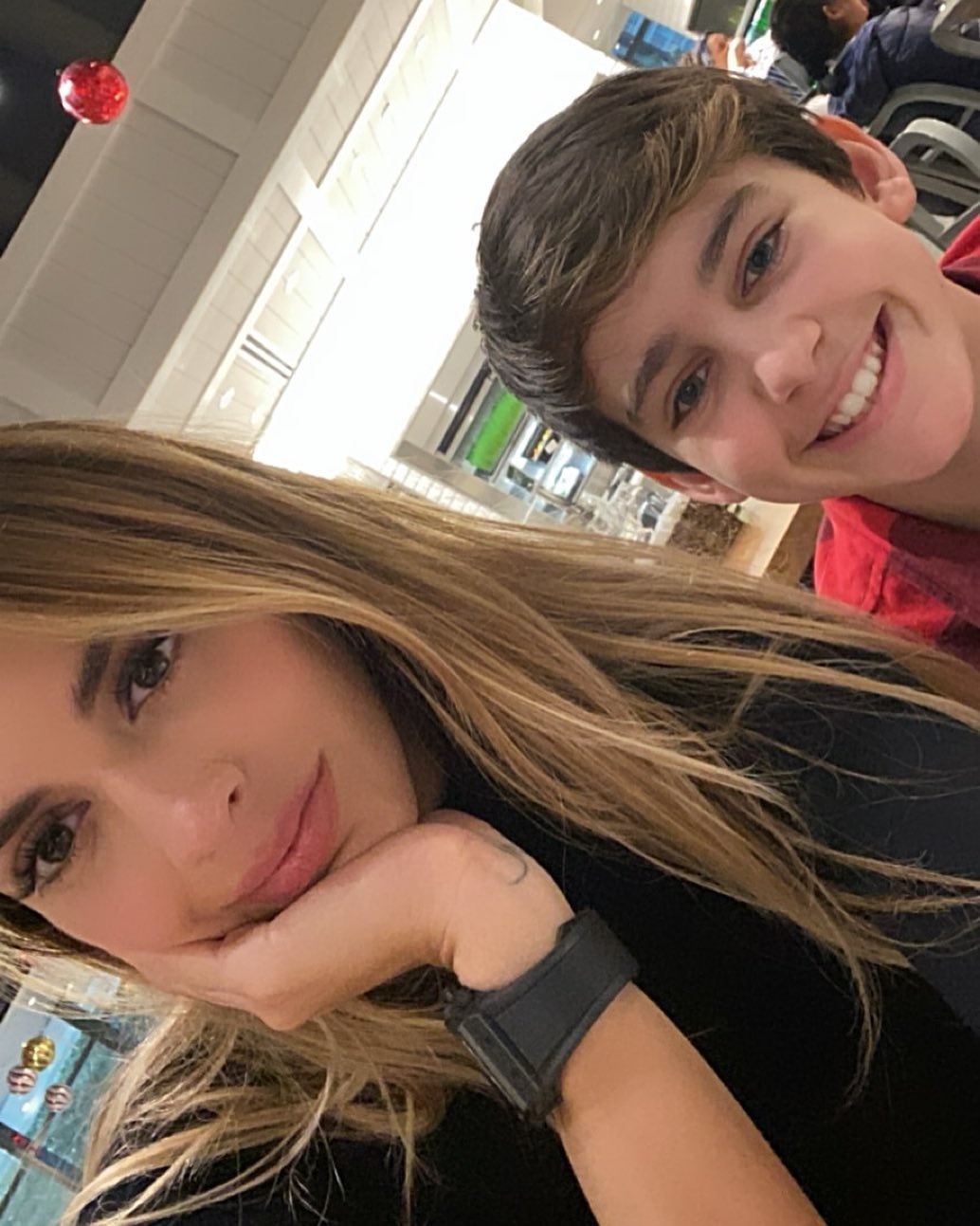 bạn gái James Rodriguez ảnh 5 ban gai James Rodriguez anh 5