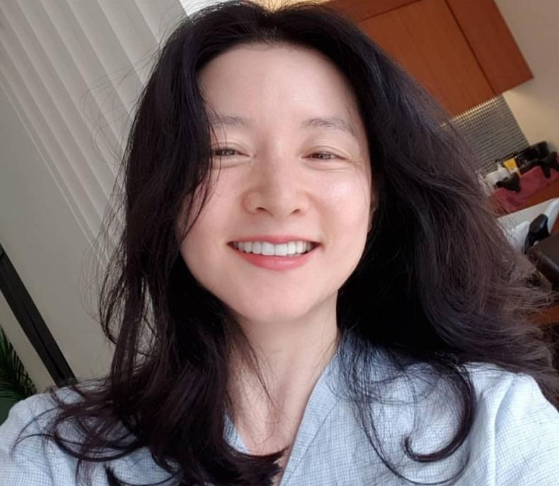 lee young ae mat moc tuoi U50 anh 2