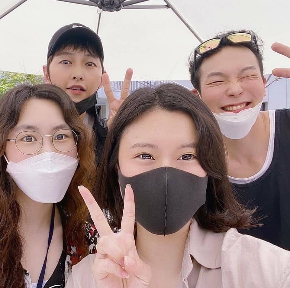 song joong ki xuất hiện sau tin đồn hẹn hò ảnh 2 song joong ki xuat hien sau tin don hen ho anh 2