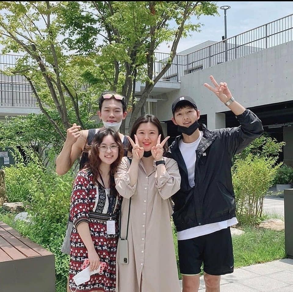 song joong ki xuất hiện sau tin đồn hẹn hò ảnh 1 song joong ki xuat hien sau tin don hen ho anh 1