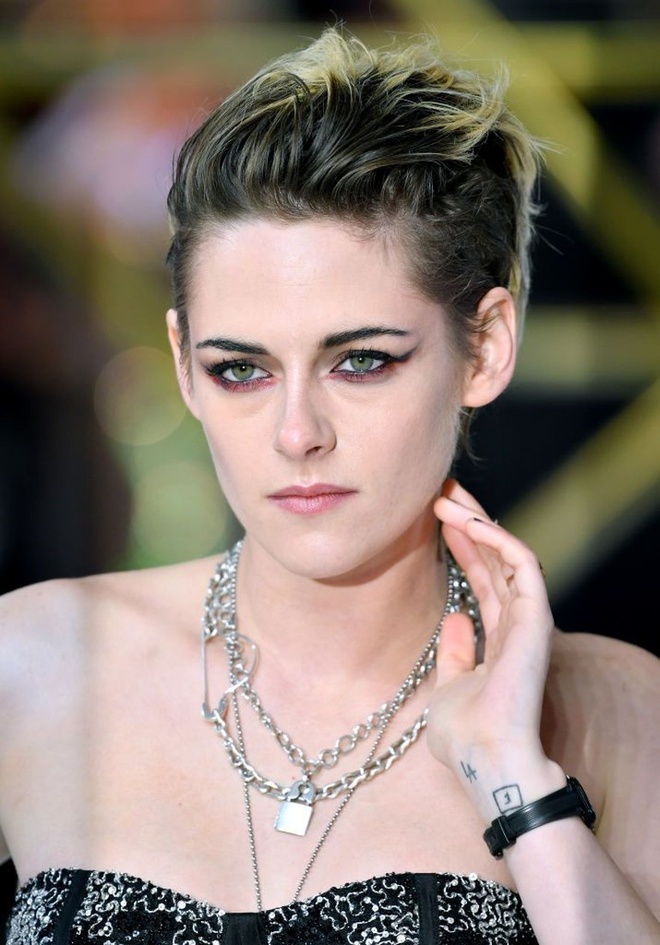 kristen stewart bị chê khi đóng công nương diana ảnh 2 kristen stewart bi che khi dong cong nuong diana anh 2