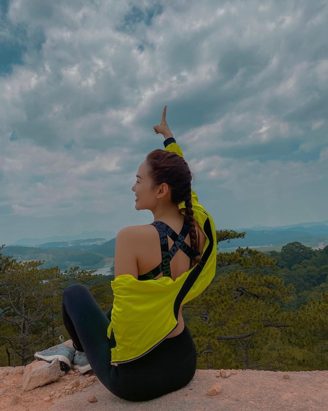 minh hang chup anh nude anh 12