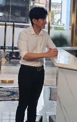 anh sao viet nguoi qua duong chup anh 3