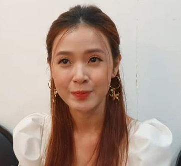 anh sao viet nguoi qua duong chup anh 8