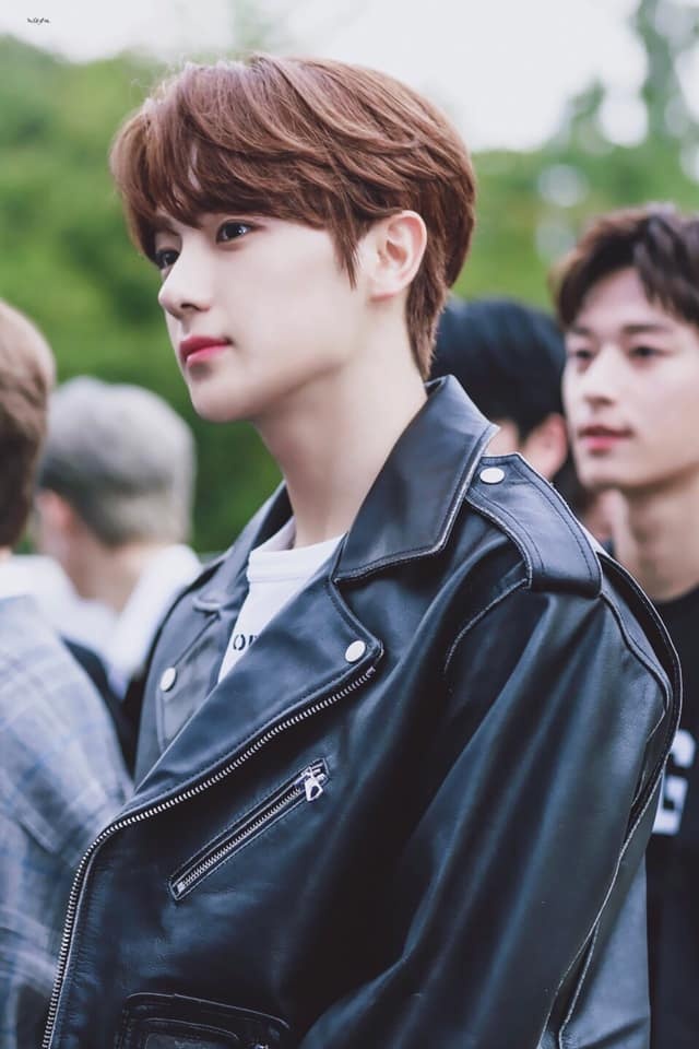 sao kpop đẹp như điêu khắc từ bé  ảnh 8 sao kpop dep nhu dieu khac tu be anh 8
