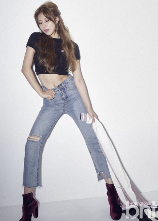 sao nữ yêu cầu thủ hơn 23 tuổi ảnh 14 sao nu yeu cau thu hon 23 tuoi anh 14