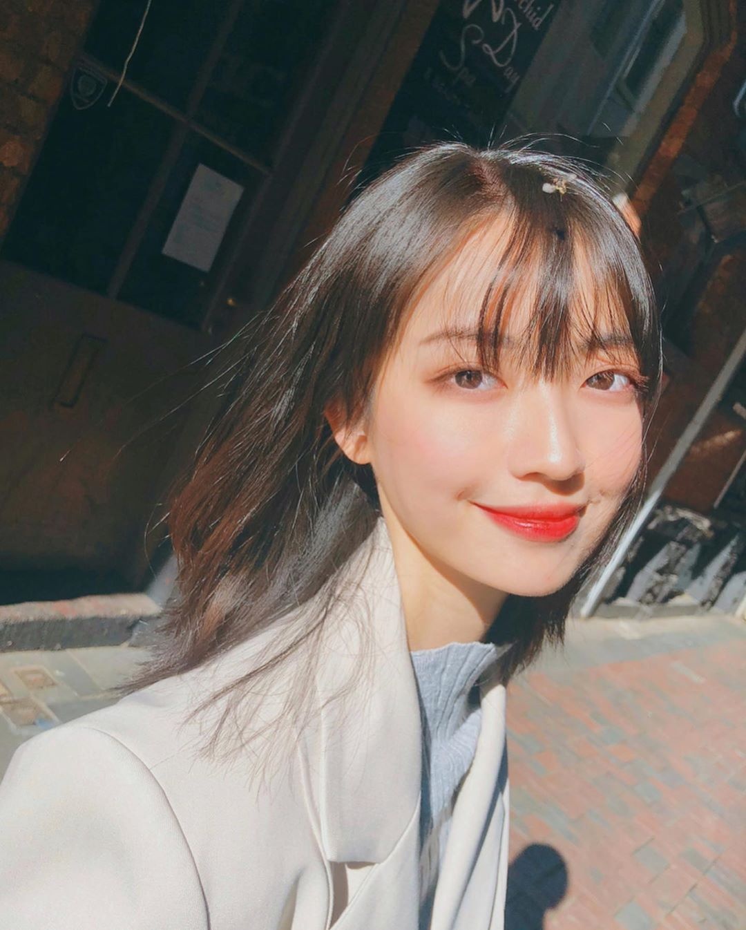 ban gai hot girl cua ca si,  cau thu viet anh 5