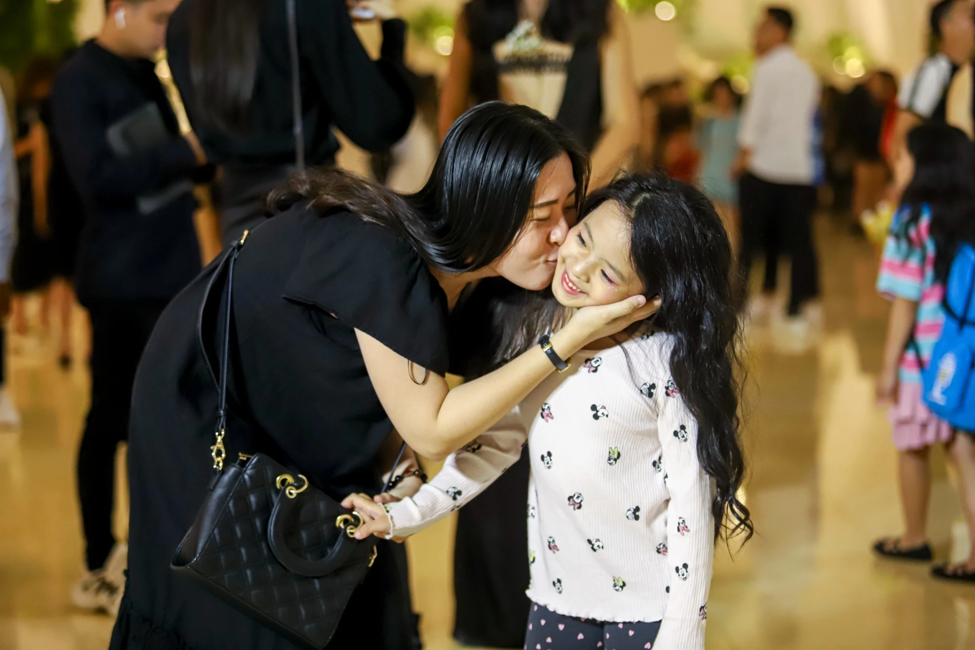 mau nhi bieu dien thoi trang anh 42