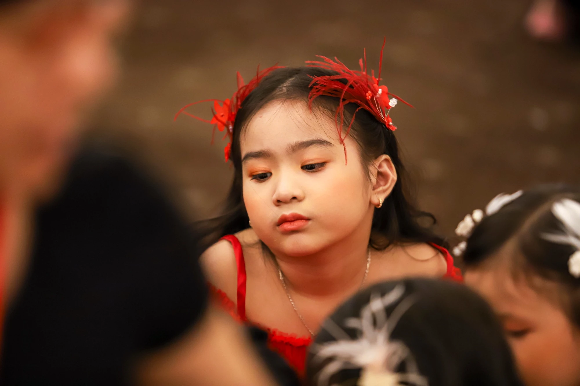 mau nhi bieu dien thoi trang anh 8