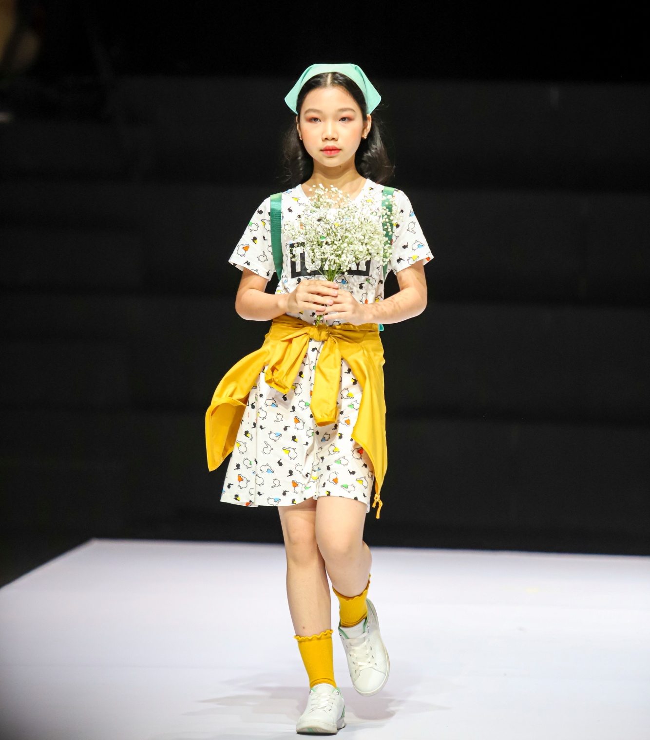 mau nhi bieu dien thoi trang anh 25