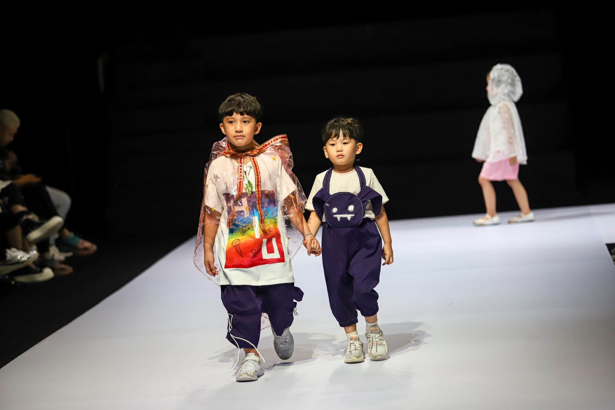 mau nhi bieu dien thoi trang anh 20