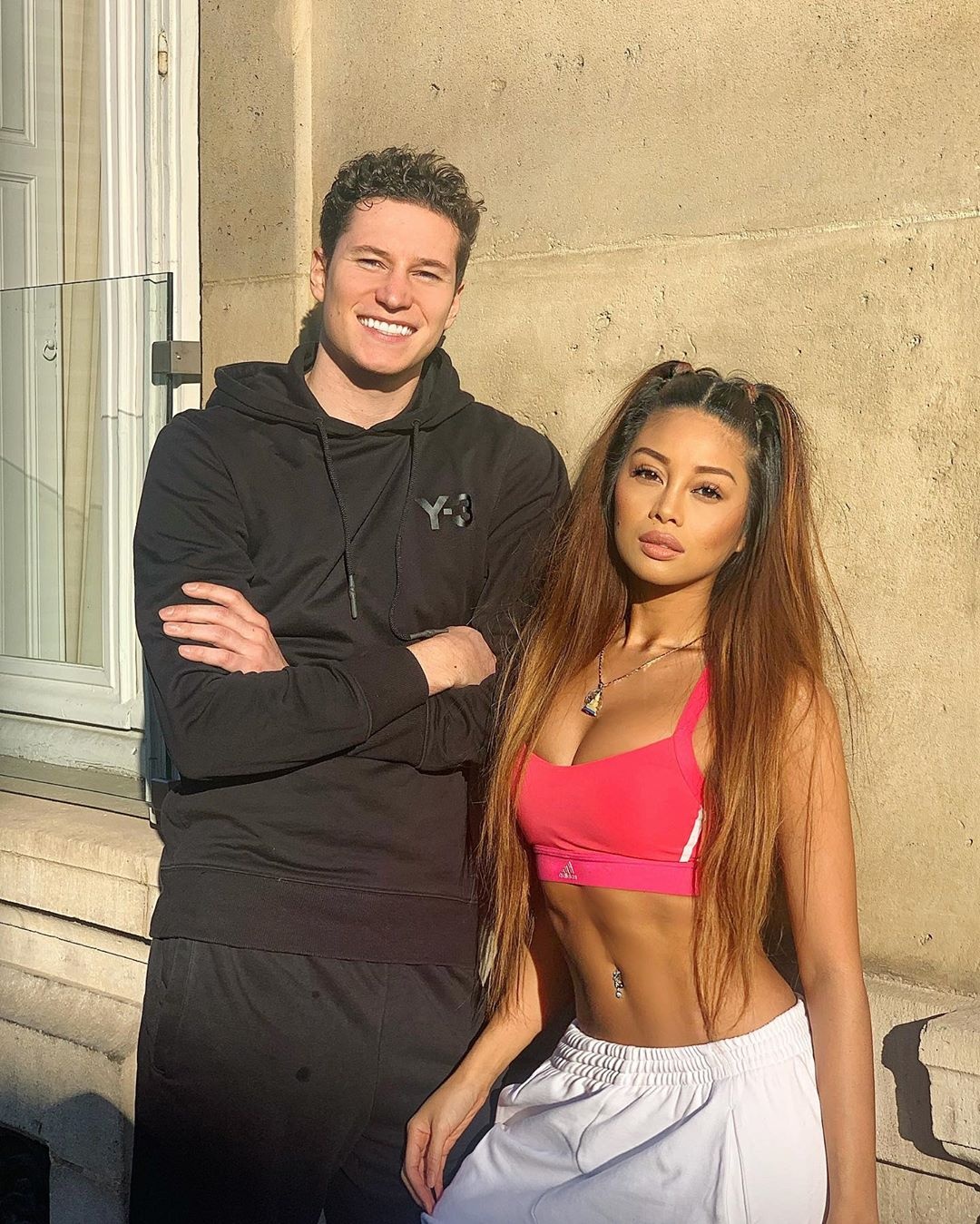 nhan sac ban gai vu cong cua Julian Draxler anh 2