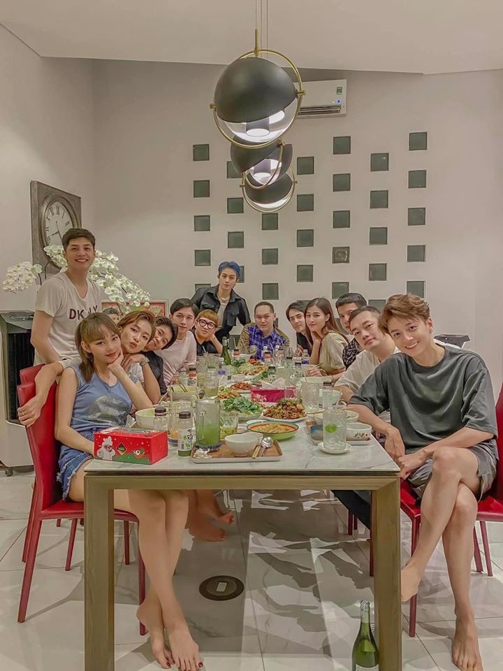 nhóm bạn gia đình văn hóa vpop ảnh 1 nhom ban gia dinh van hoa vpop anh 1