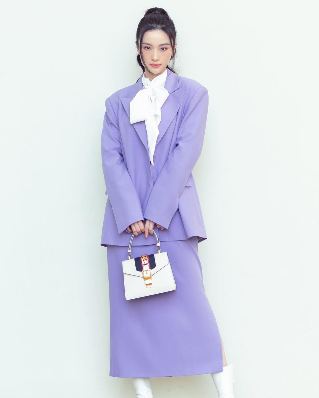 my nhan viet chuong mau tim anh 6