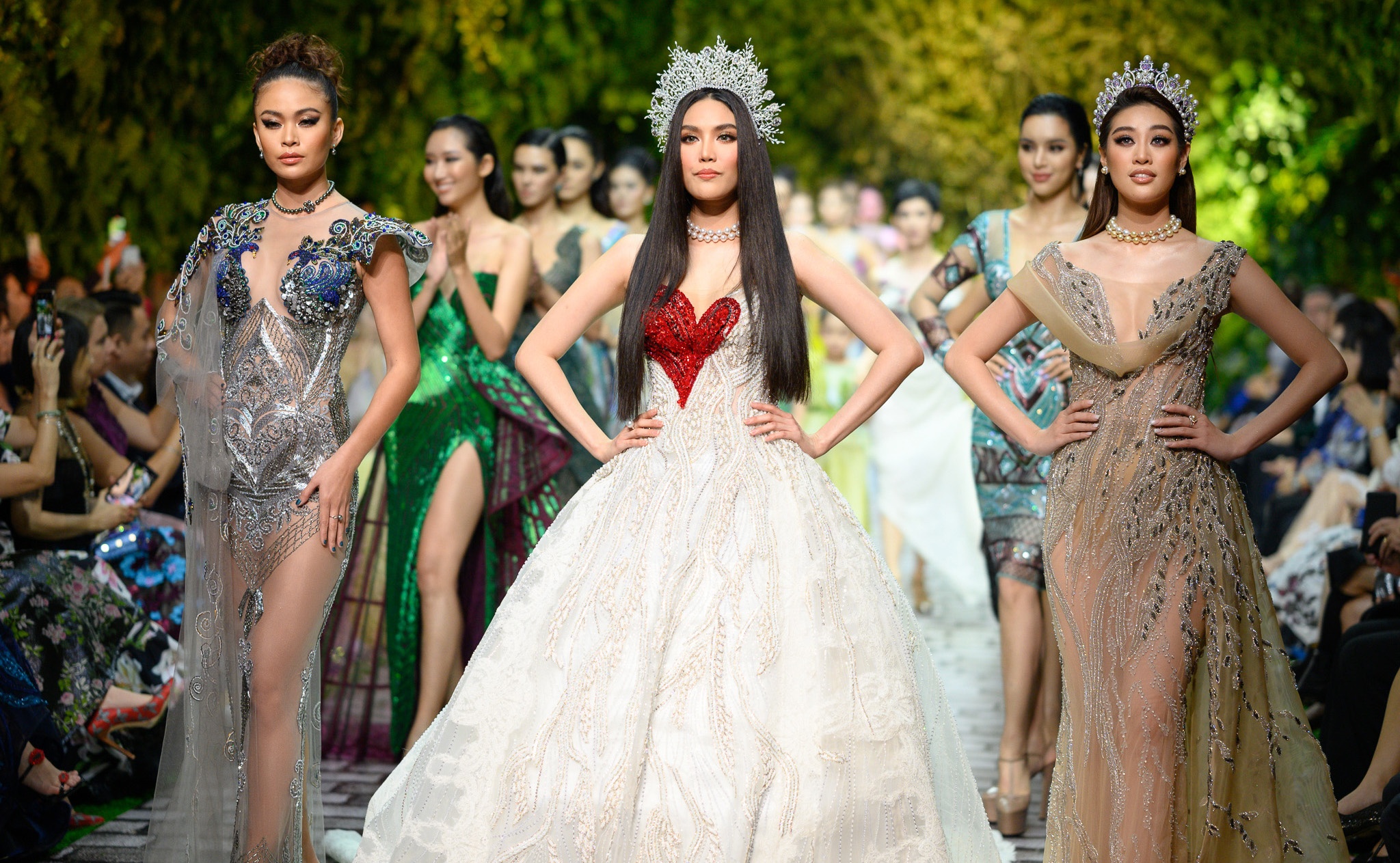 Show dien tai hien khu vuon Italy va nhieu mau nghiep du cua Hoang Hai hinh anh