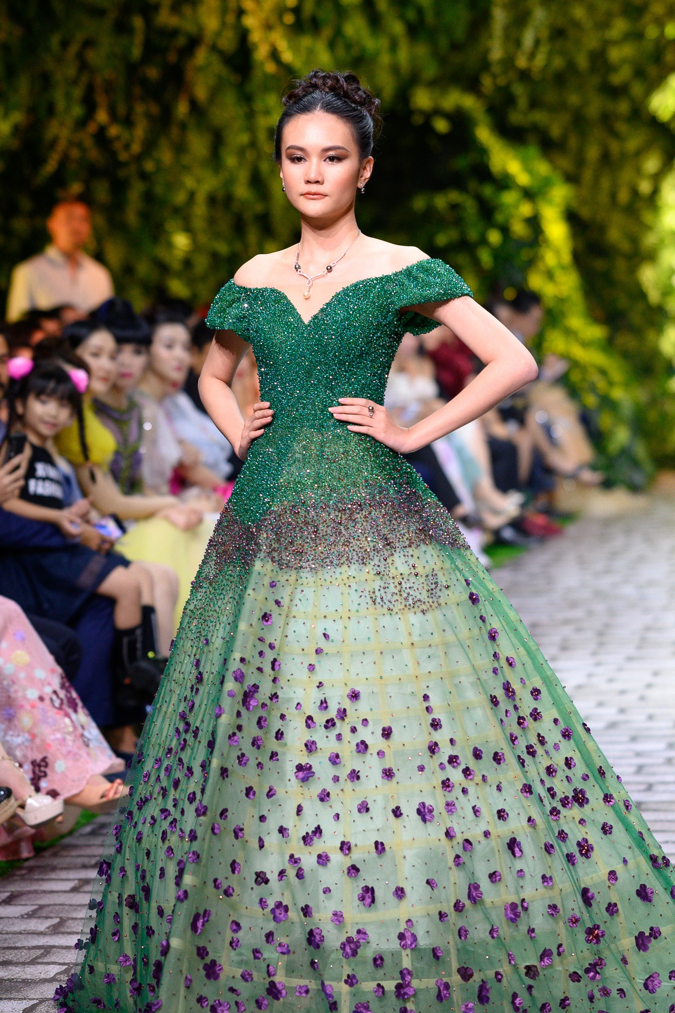 show thoi trang hoang hai anh 10