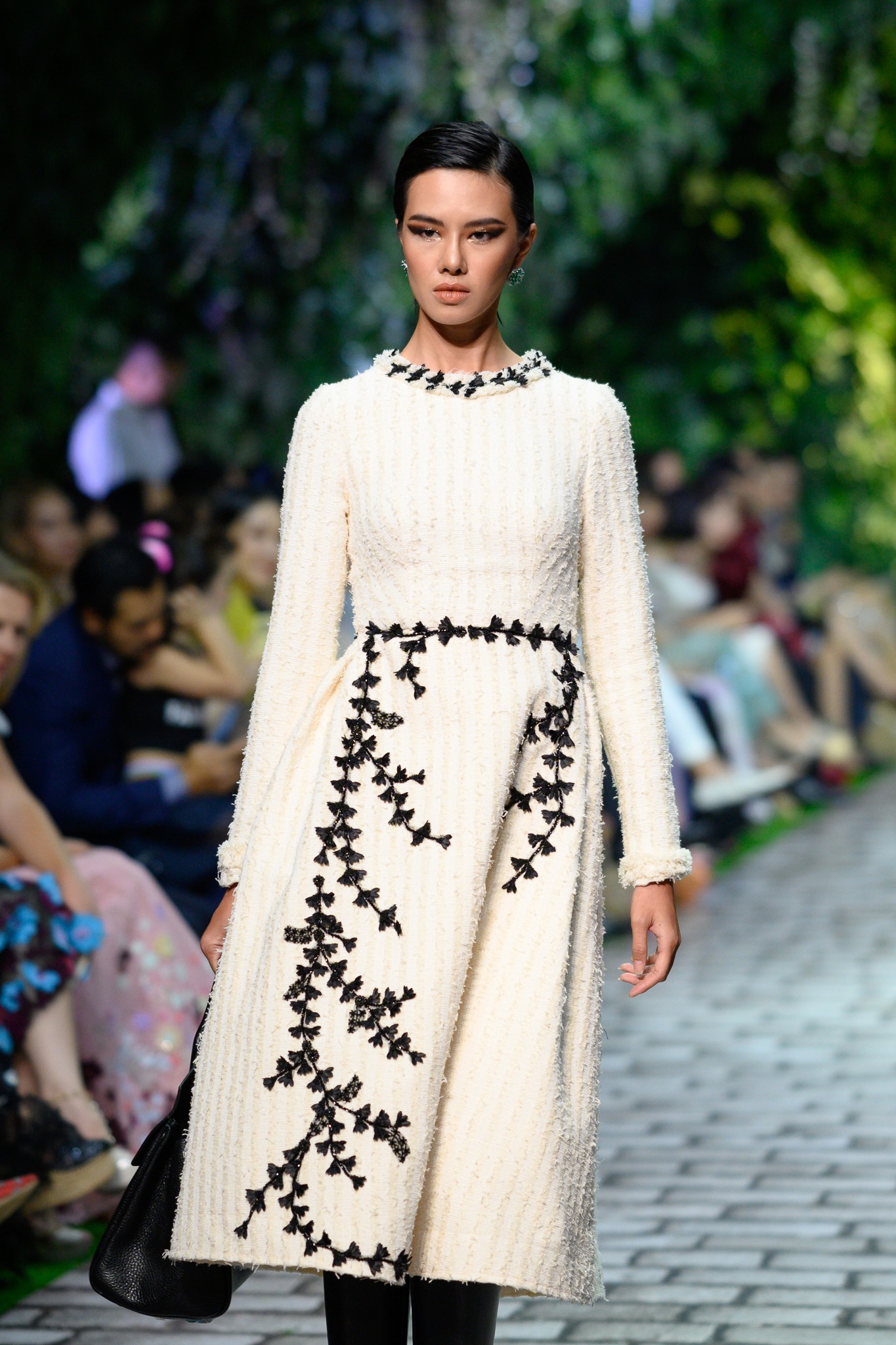 show thoi trang hoang hai anh 24