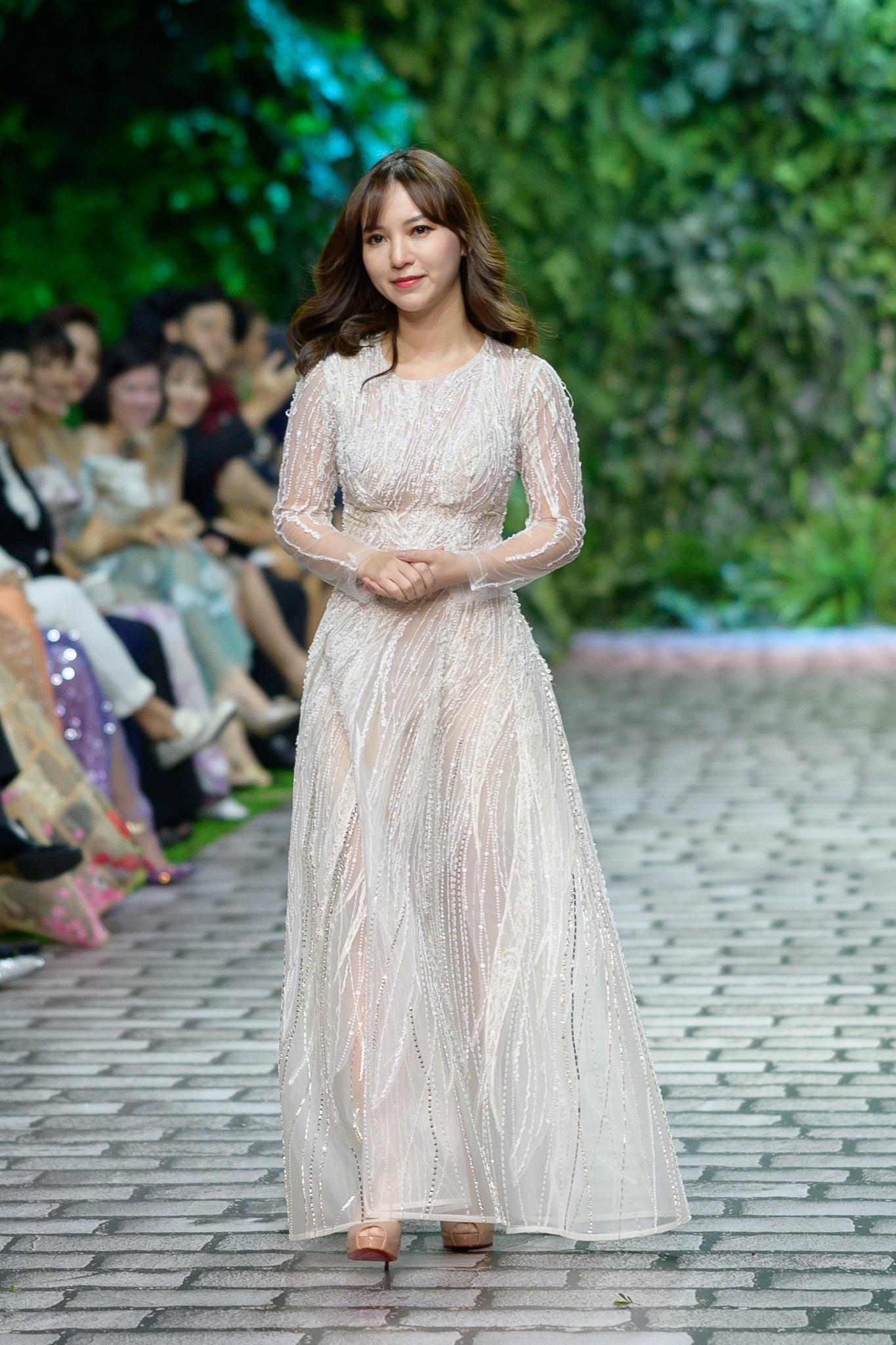 show thoi trang hoang hai anh 33