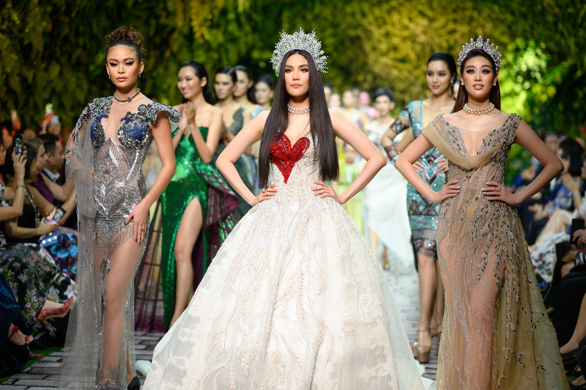 show thoi trang hoang hai anh 39