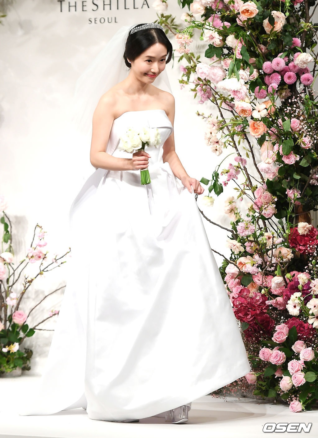 nhan sac lee jung hyun anh 13