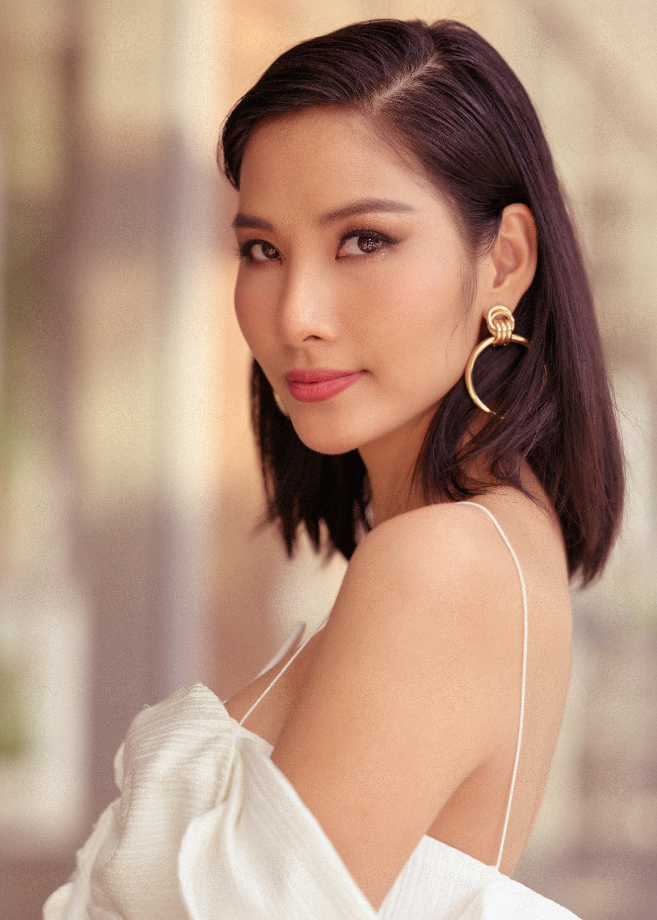 hoàng thùy tuyển quản lý ảnh 3 hoang thuy tuyen quan ly anh 3