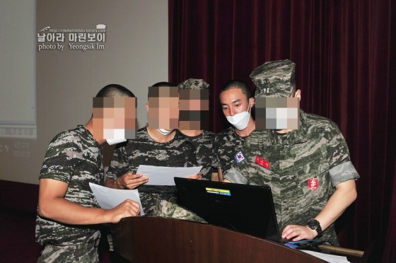 roy kim gay go sau nhap ngu anh 2