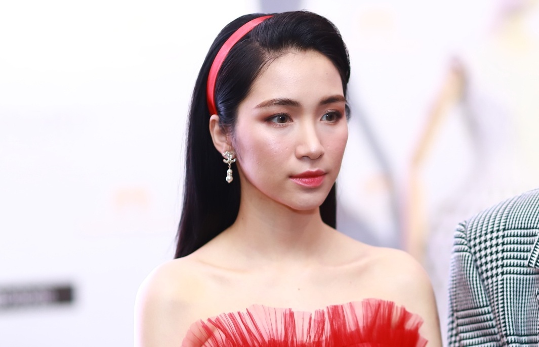 Hoa Minzy xin loi vi dang phat ngon gia ve dich Covid-19 hinh anh